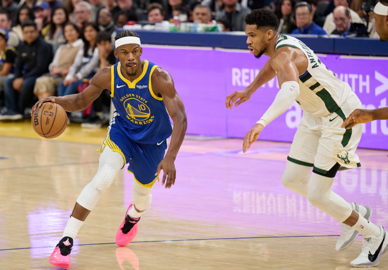 九游体育官网-拿2年1.1亿顶薪，重伤赛季报销！错不在你，是管理层伤害整支球队